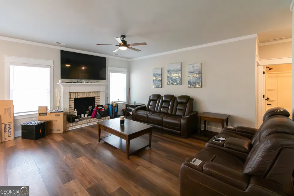 117 Brinley DR Sharpsburg, GA 30277
