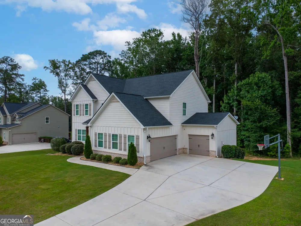 117 Brinley DR Sharpsburg, GA 30277