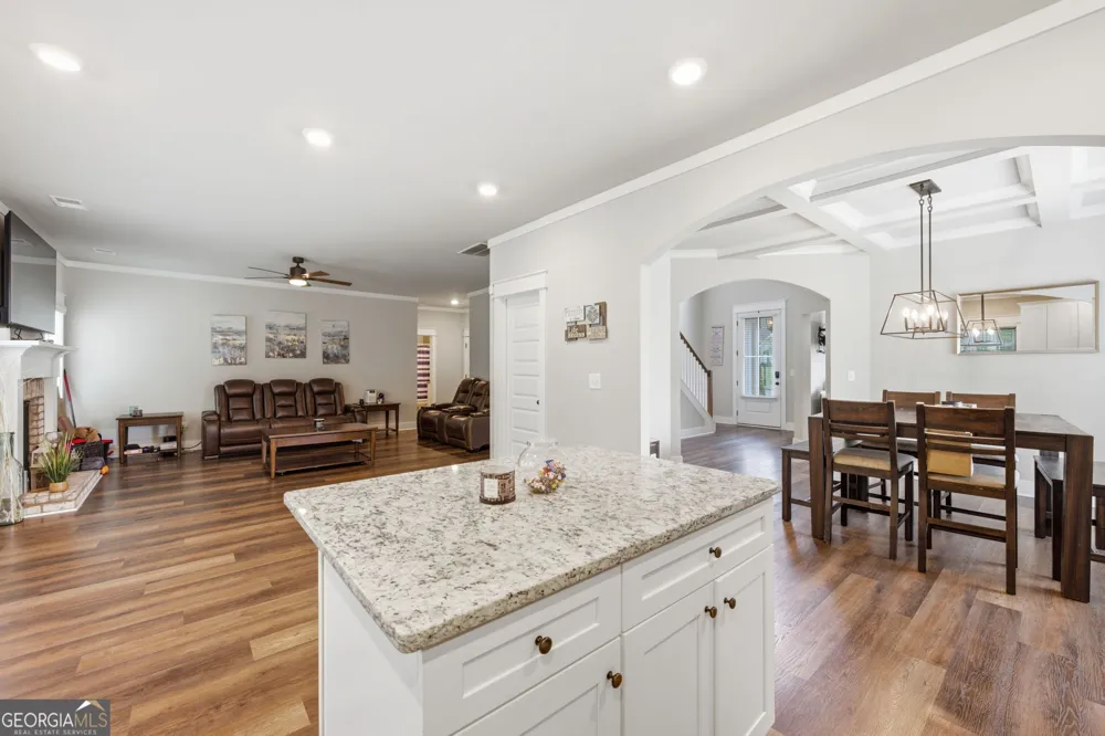 117 Brinley DR Sharpsburg, GA 30277