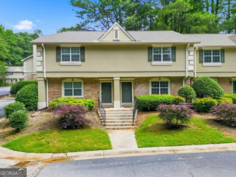 6900 Roswell RD