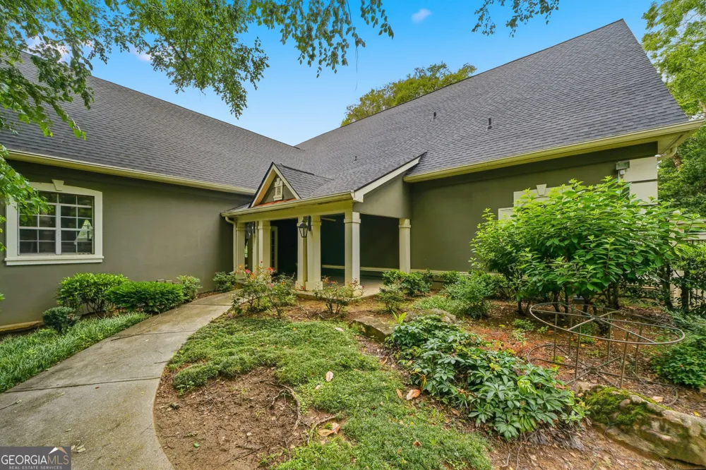 6900 Roswell RD Sandy Springs, GA 30328