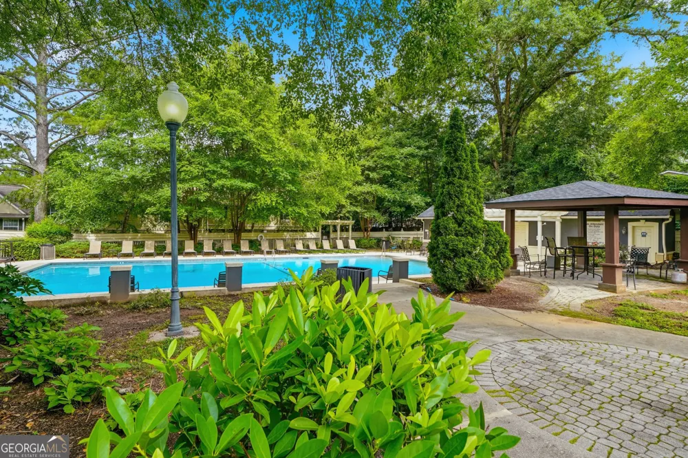 6900 Roswell RD Sandy Springs, GA 30328