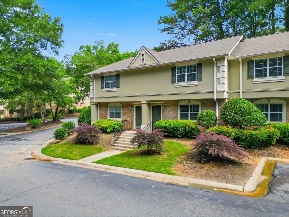 6900 Roswell RD Sandy Springs, GA 30328