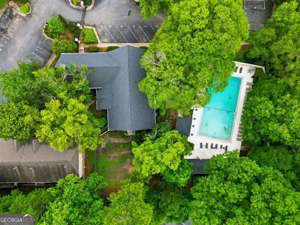 6900 Roswell RD Sandy Springs, GA 30328