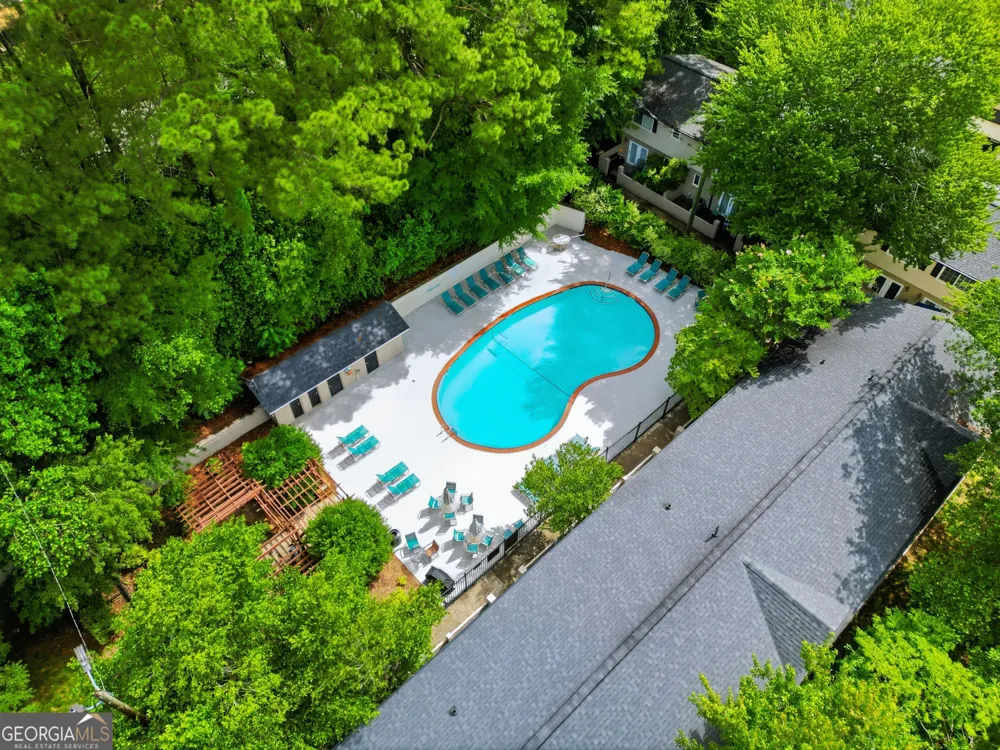 6900 Roswell RD Sandy Springs, GA 30328