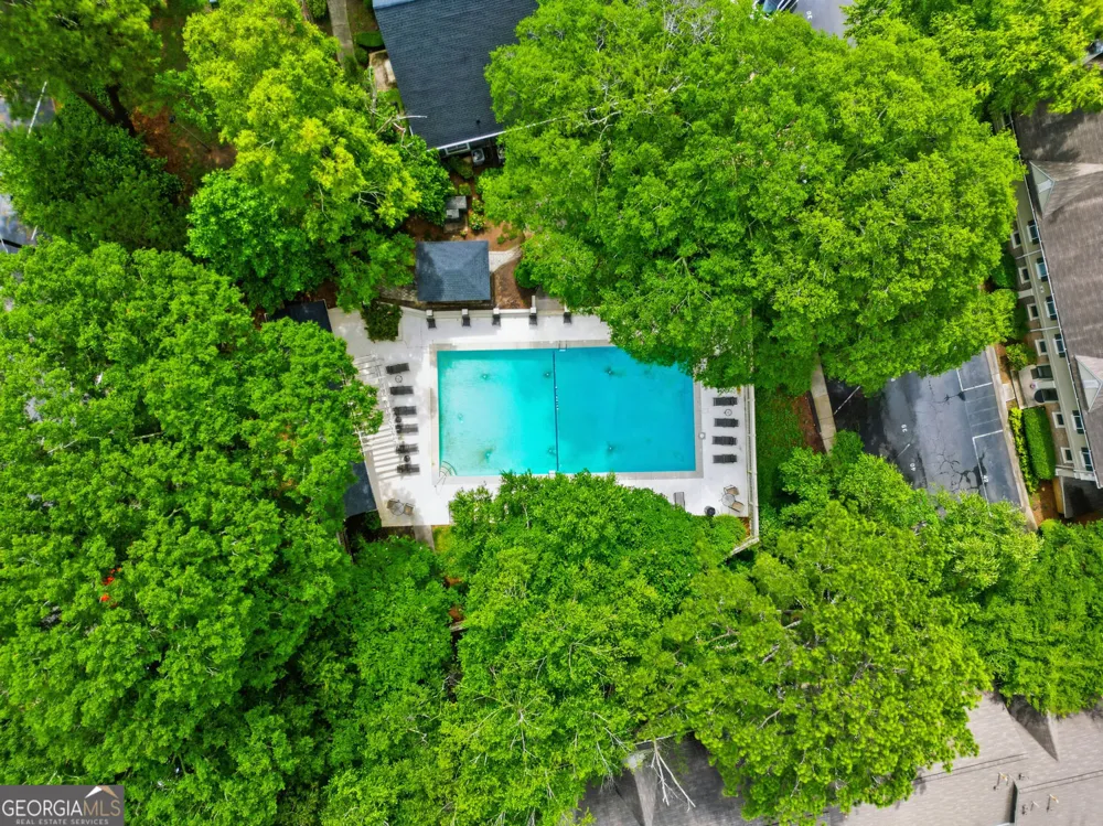 6900 Roswell RD Sandy Springs, GA 30328