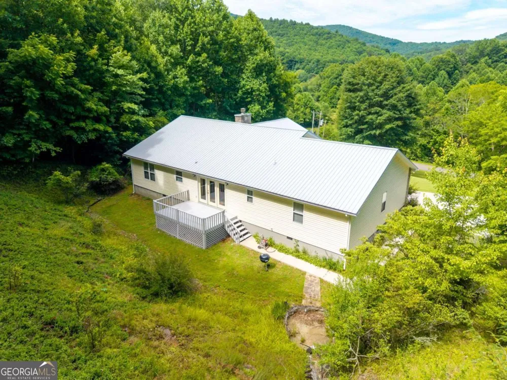 810 Hog Creek RD Hiawassee, GA 30546