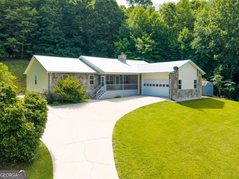 810 Hog Creek RD Hiawassee, GA 30546