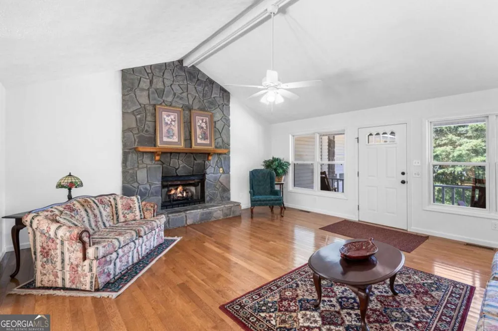 810 Hog Creek RD Hiawassee, GA 30546