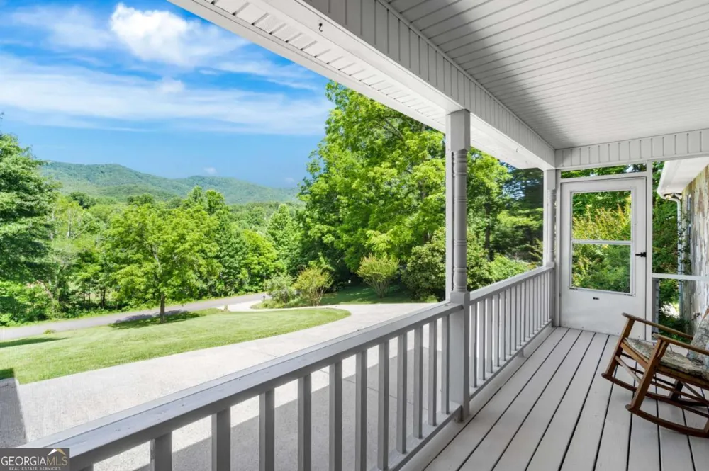 810 Hog Creek RD Hiawassee, GA 30546