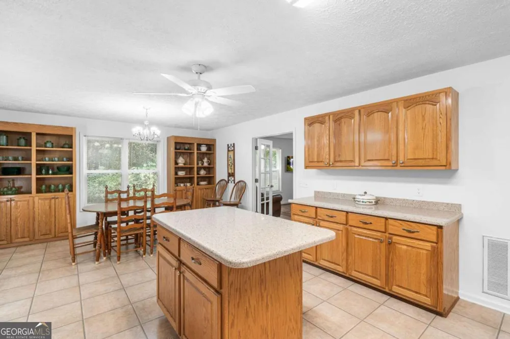810 Hog Creek RD Hiawassee, GA 30546