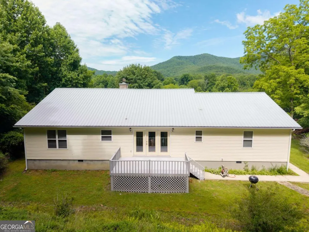 810 Hog Creek RD Hiawassee, GA 30546