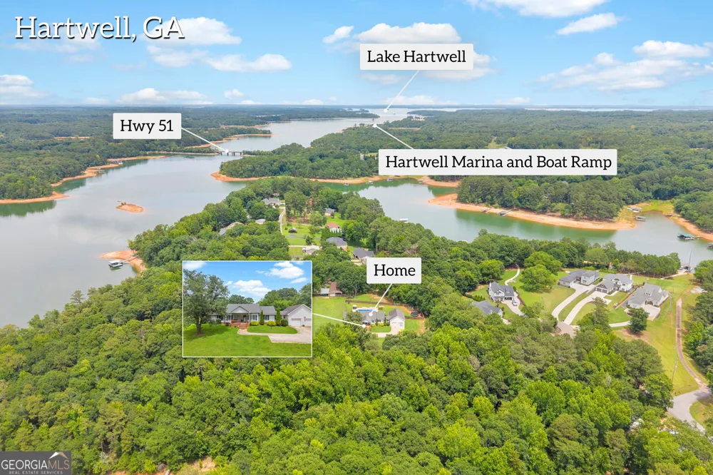 1258 Old Beacon Light RD Hartwell, GA 30643
