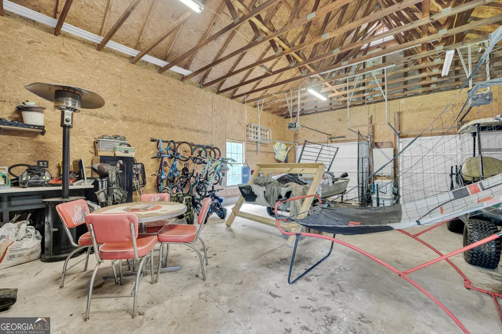 1258 Old Beacon Light RD Hartwell, GA 30643