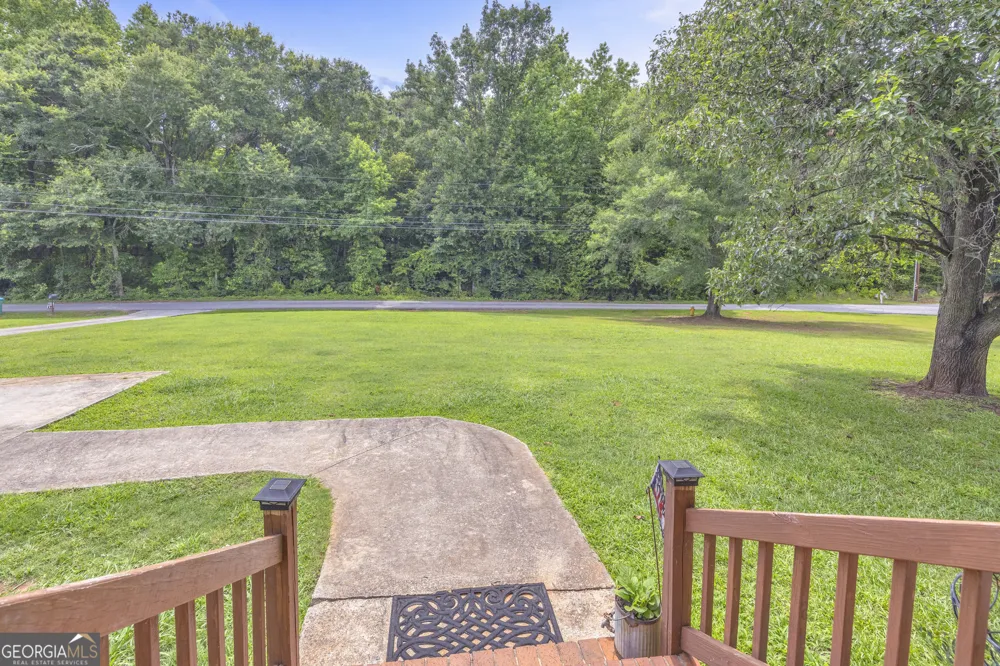 1258 Old Beacon Light RD Hartwell, GA 30643
