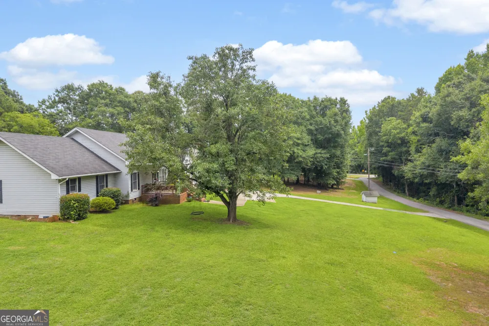 1258 Old Beacon Light RD Hartwell, GA 30643