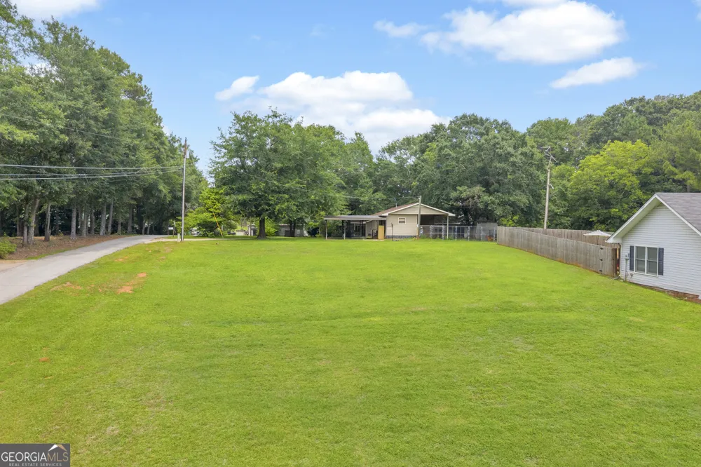 1258 Old Beacon Light RD Hartwell, GA 30643