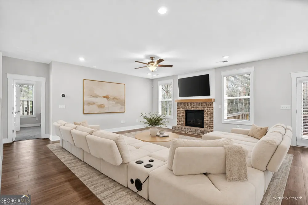 299 Saddleridge TRL Senoia, GA 30276