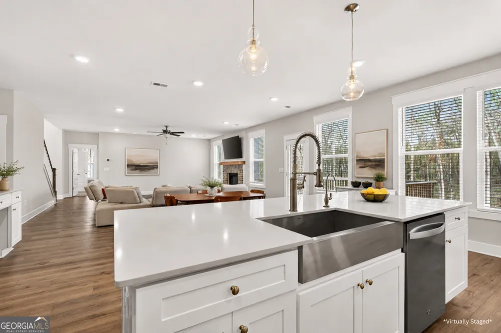 299 Saddleridge TRL Senoia, GA 30276