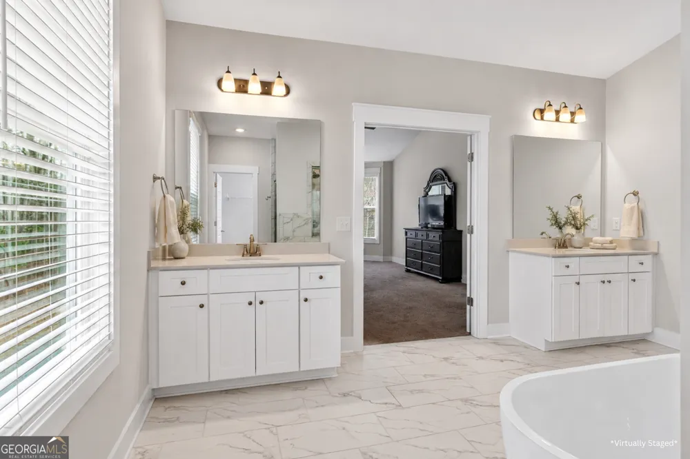 299 Saddleridge TRL Senoia, GA 30276