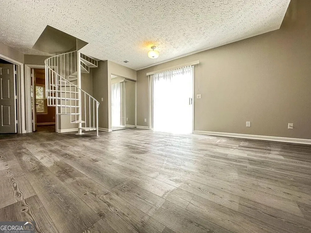 2747 Highland RDG NW Kennesaw, GA 30152
