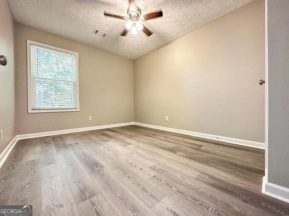 2747 Highland RDG NW Kennesaw, GA 30152