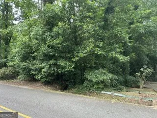 3736 Overlook DR Macon, GA 31204