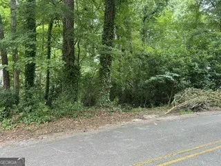 3736 Overlook DR Macon, GA 31204