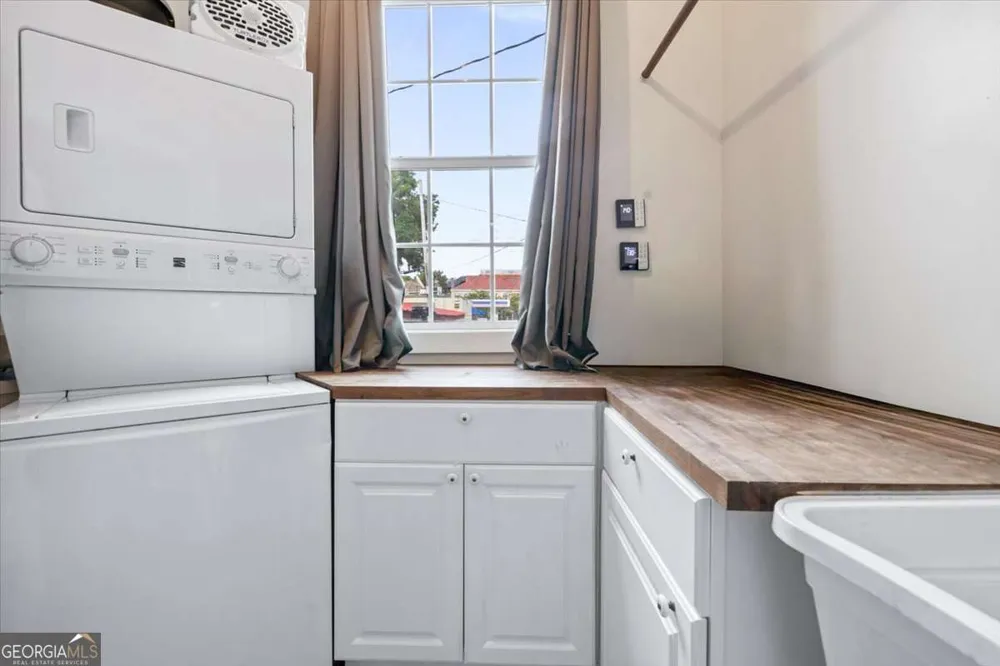 120 W 37Th ST Savannah, GA 31401