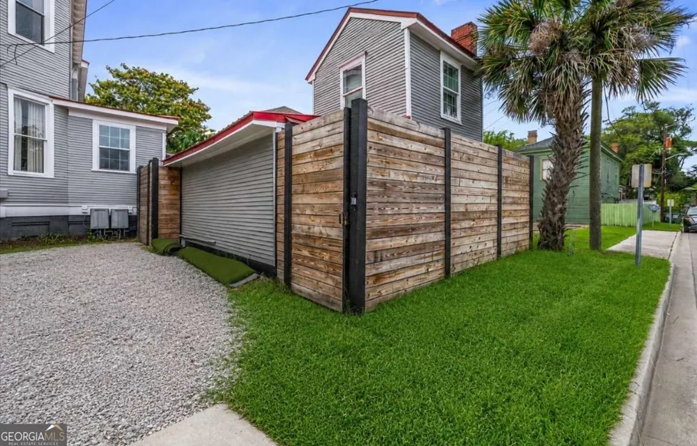 120 W 37Th ST Savannah, GA 31401