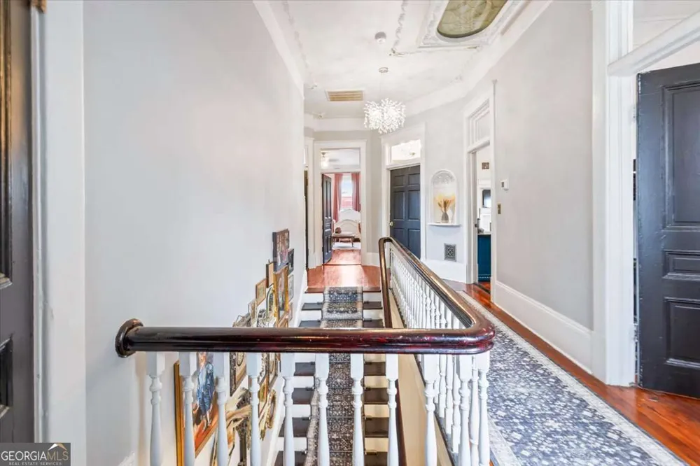 120 W 37Th ST Savannah, GA 31401