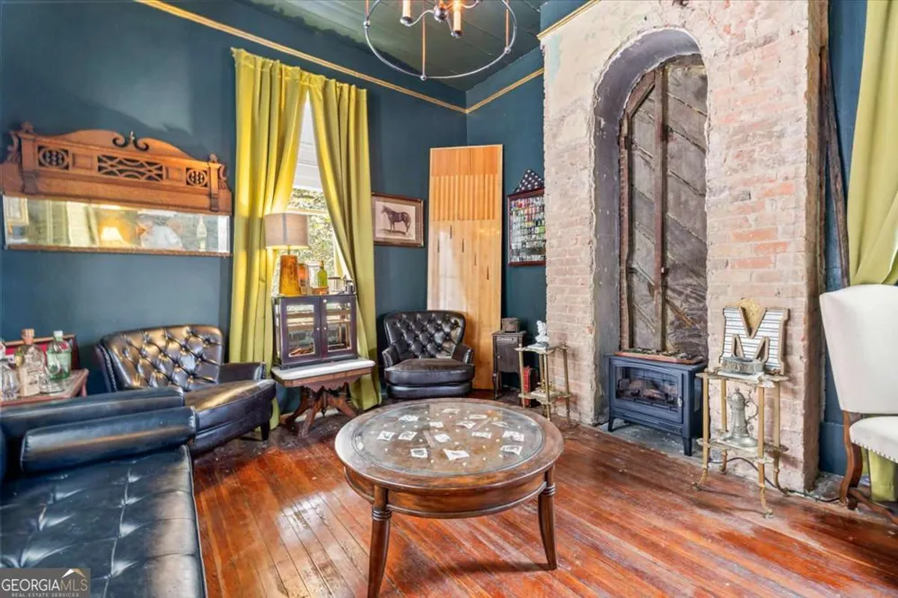 120 W 37Th ST Savannah, GA 31401