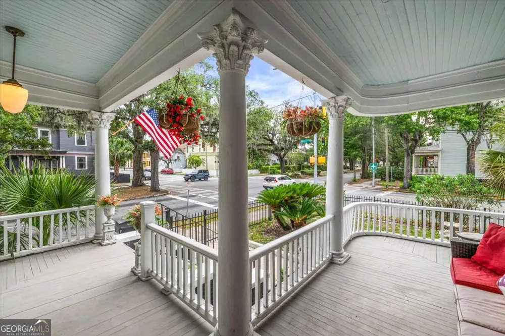 120 W 37Th ST Savannah, GA 31401