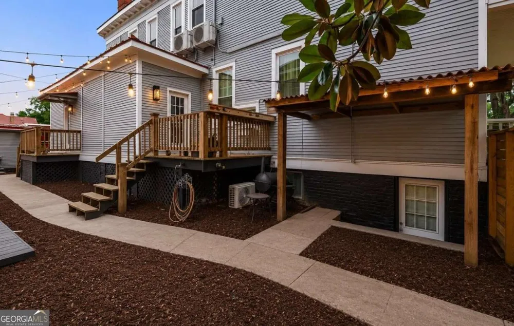 120 W 37Th ST Savannah, GA 31401
