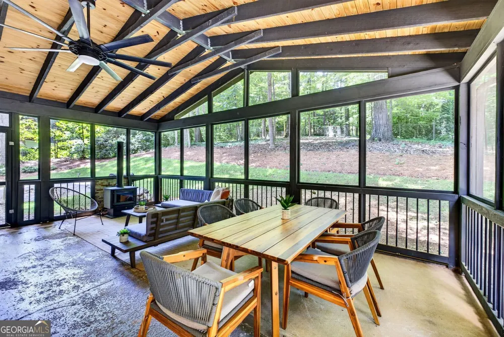 2282 Deer Ridge DR Tucker, GA 30087