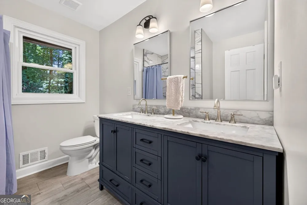 2282 Deer Ridge DR Tucker, GA 30087
