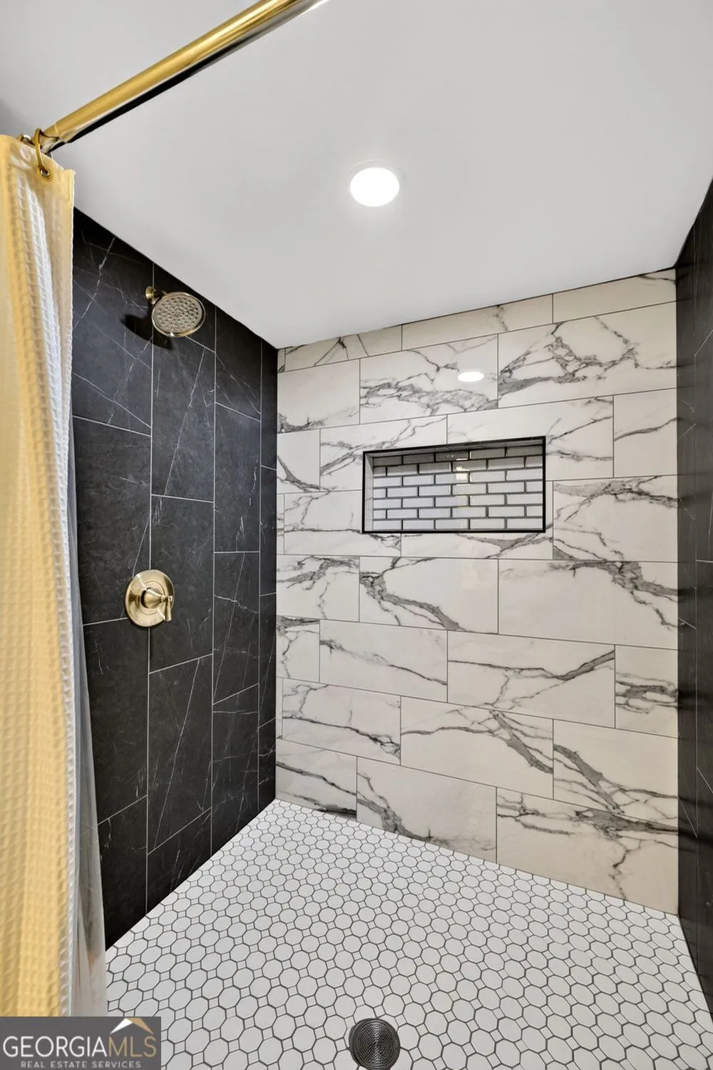 2282 Deer Ridge DR Tucker, GA 30087