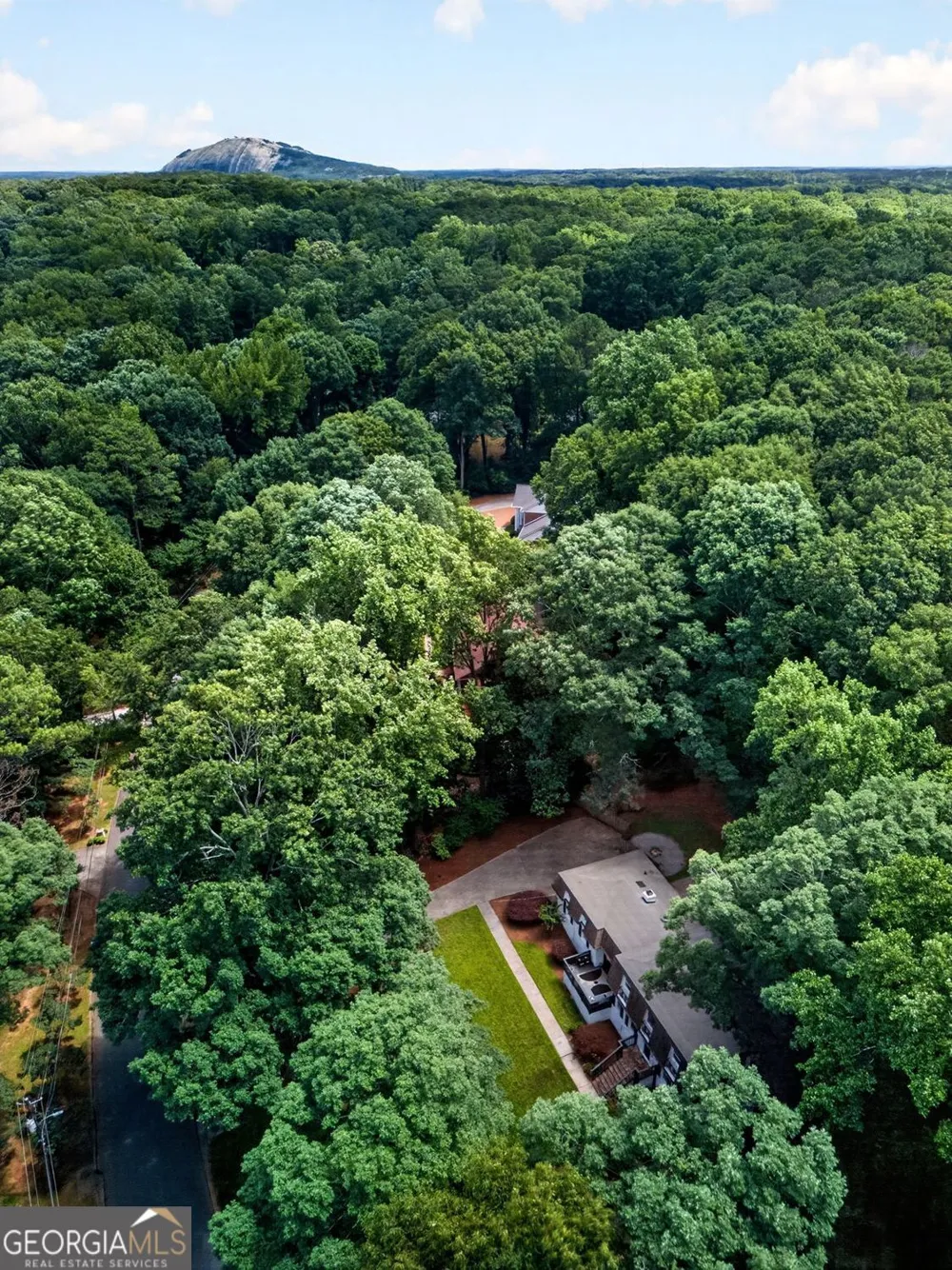 2282 Deer Ridge DR Tucker, GA 30087
