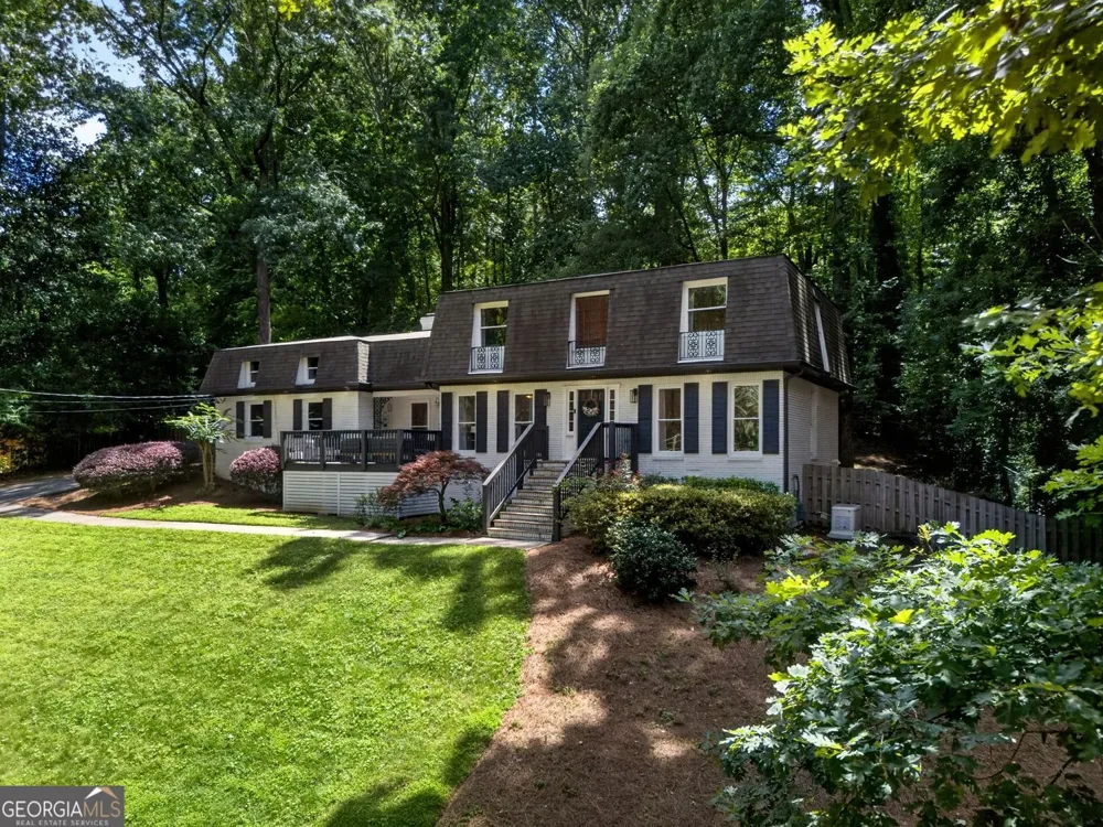 2282 Deer Ridge DR Tucker, GA 30087