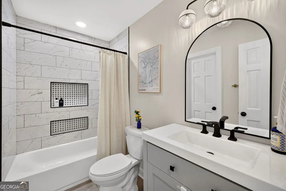 2282 Deer Ridge DR Tucker, GA 30087