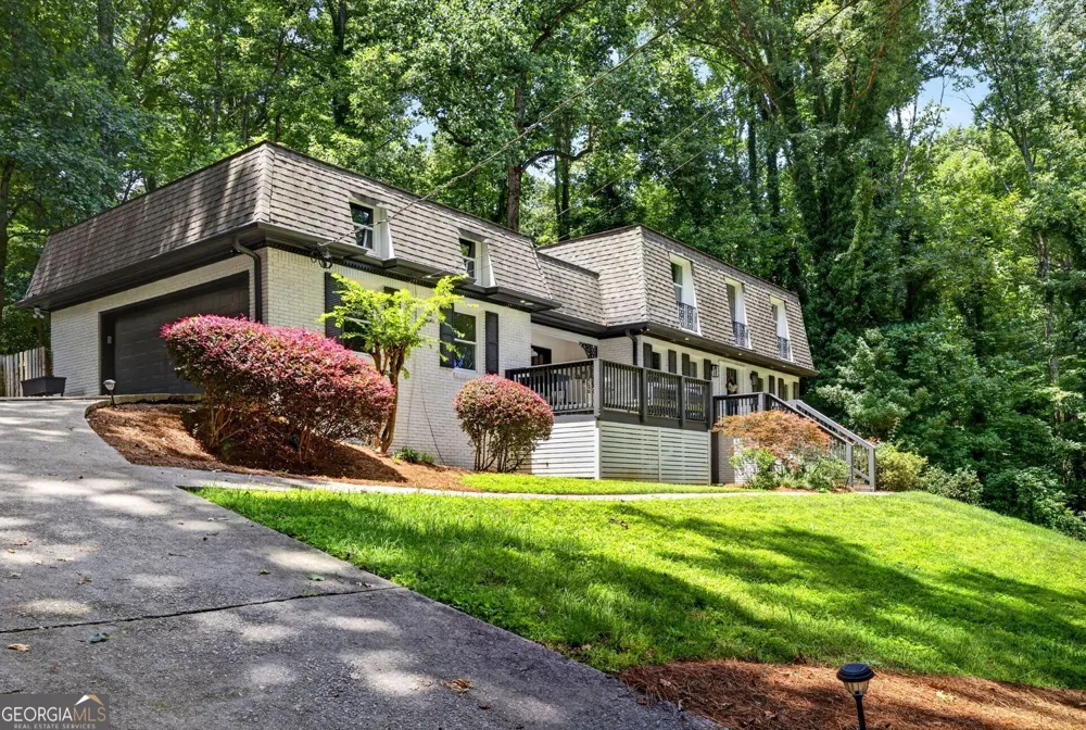 2282 Deer Ridge DR Tucker, GA 30087