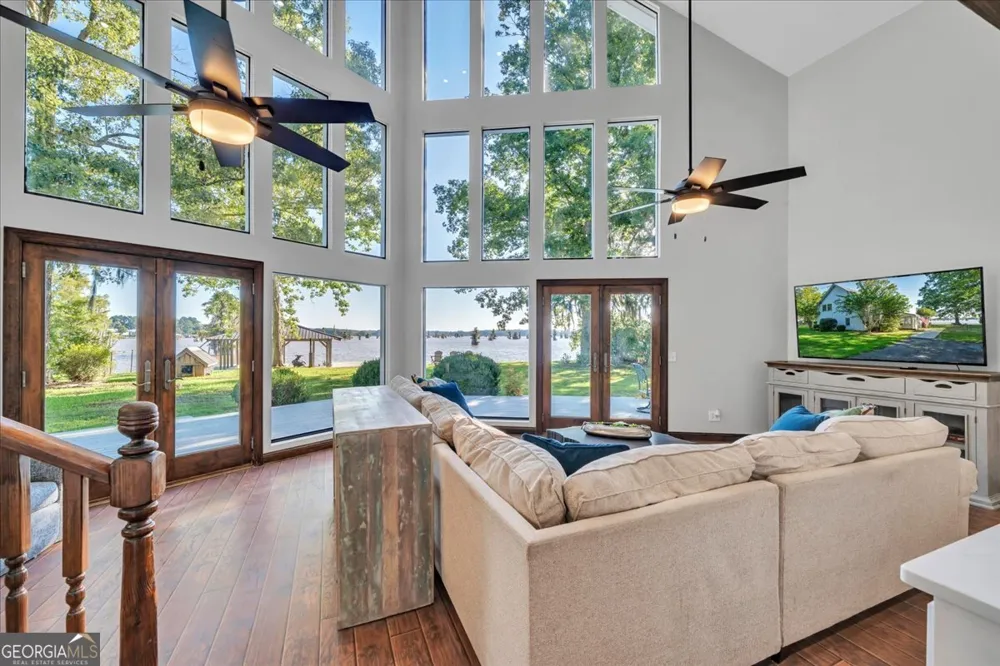 139 Entrekin RD W Cobb, GA 31735