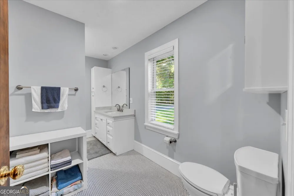 139 Entrekin RD W Cobb, GA 31735