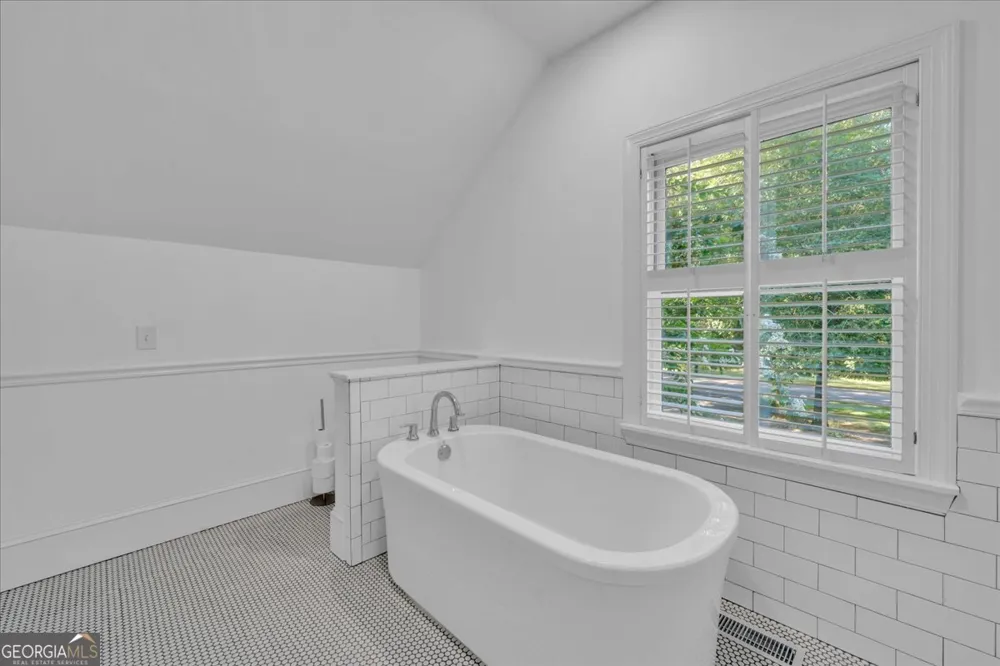 139 Entrekin RD W Cobb, GA 31735