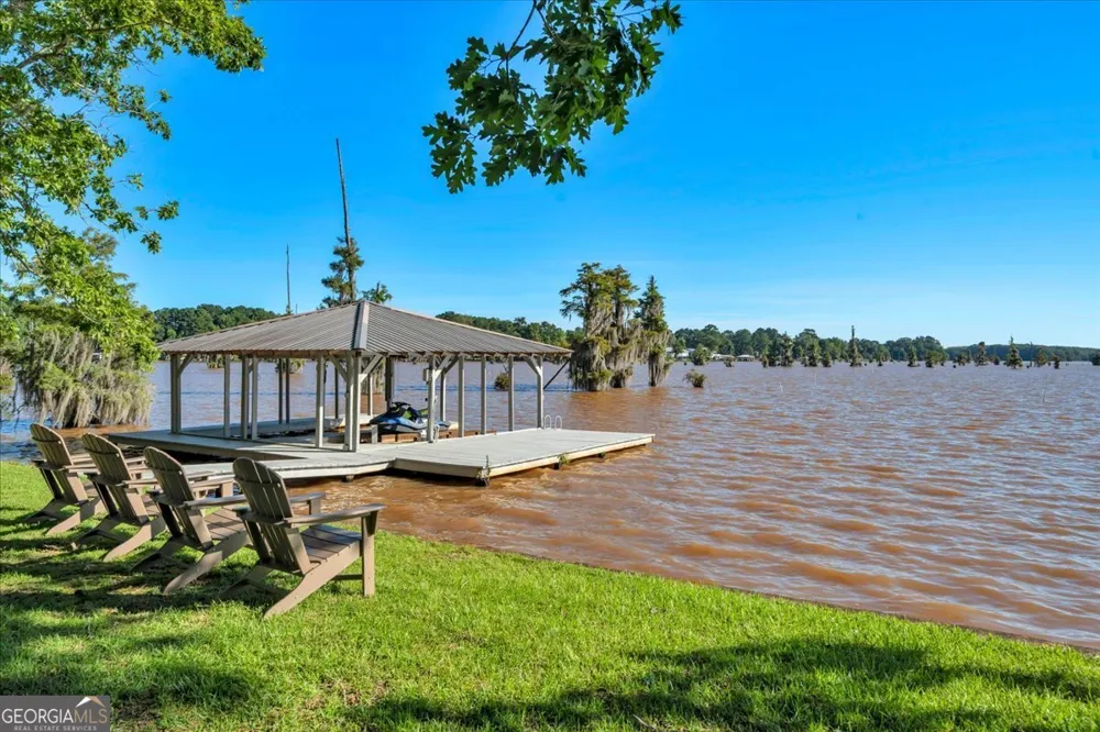 139 Entrekin RD W Cobb, GA 31735