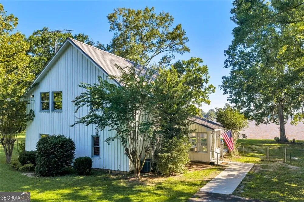 139 Entrekin RD W Cobb, GA 31735