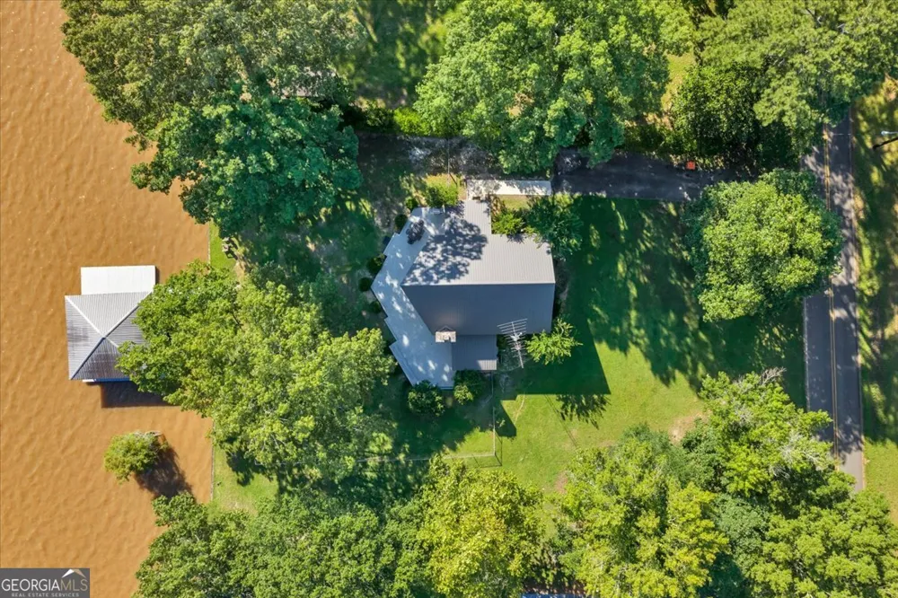 139 Entrekin RD W Cobb, GA 31735