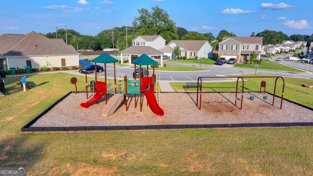 52 Brode LN Pendergrass, GA 30567