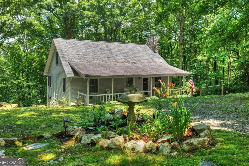 221 Shade Tree LN Mineral Bluff, GA 30559