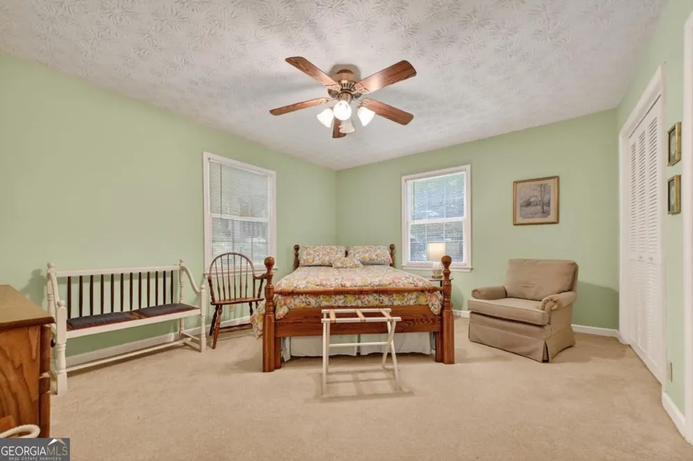 221 Shade Tree LN Mineral Bluff, GA 30559